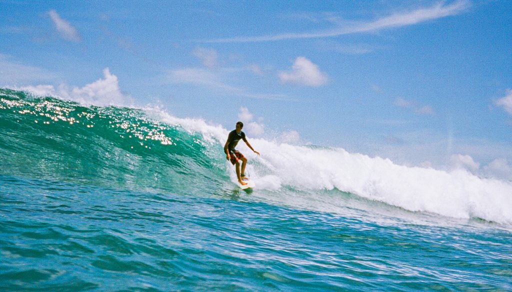 Spot de surf en Martinique surfing in Martinique - VVF