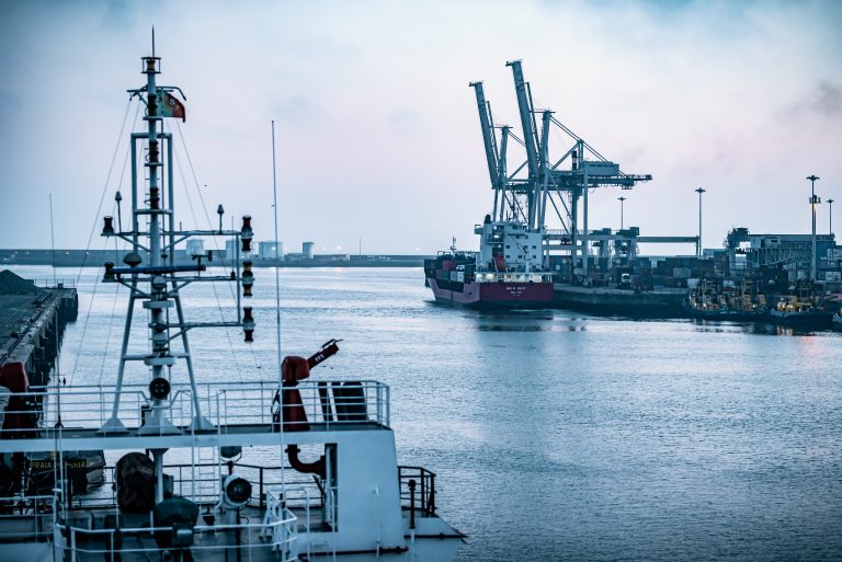 artificial reefs / human activities - activités maritimes